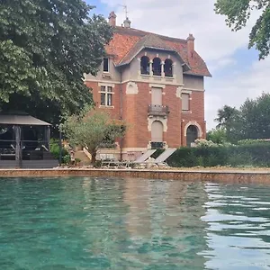 Chateau Mezger Albefeuille-Lagarde